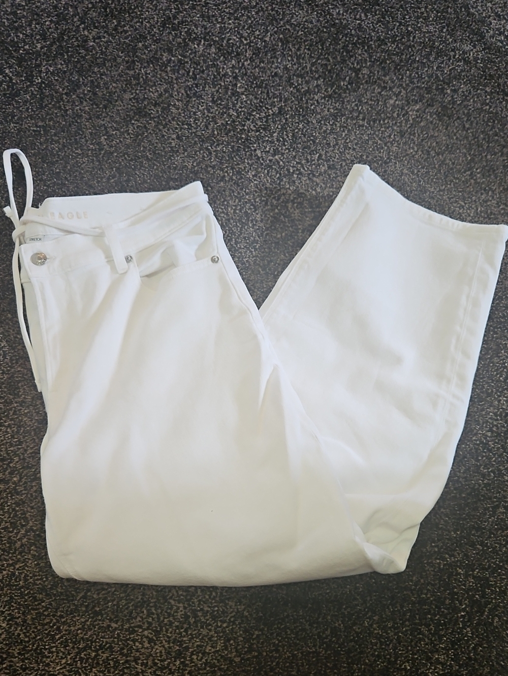 AE White Women's Barrel Jeans - Classic Straight Fit